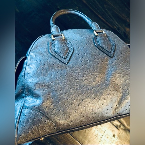 Marc Jacobs Handbag - Picture 3 of 8